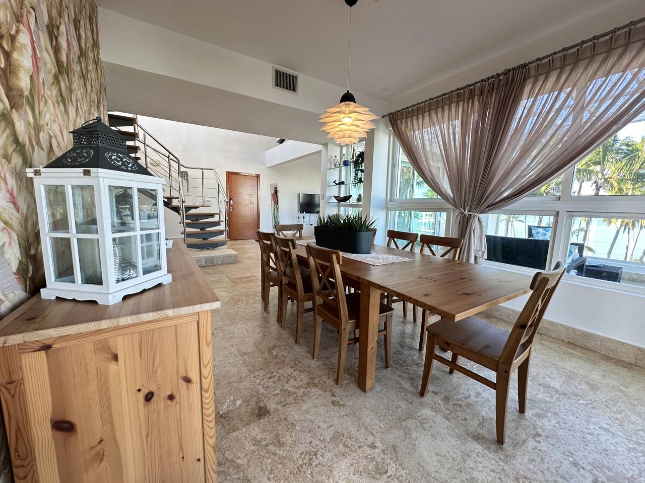 Venta de Penthouse en primera línea de playa Nueva Romana con 2 amplias terrazas