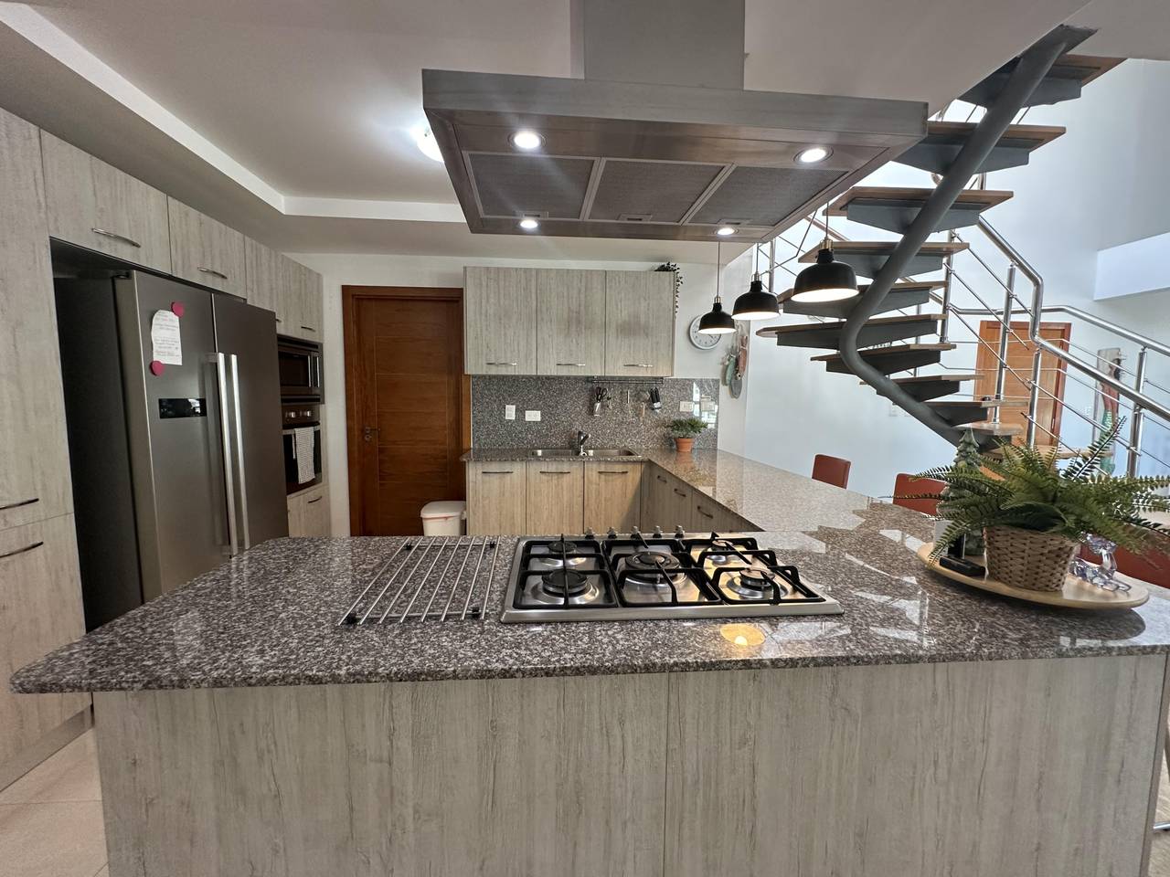 Venta de Penthouse en primera línea de playa Nueva Romana con 2 amplias terrazas