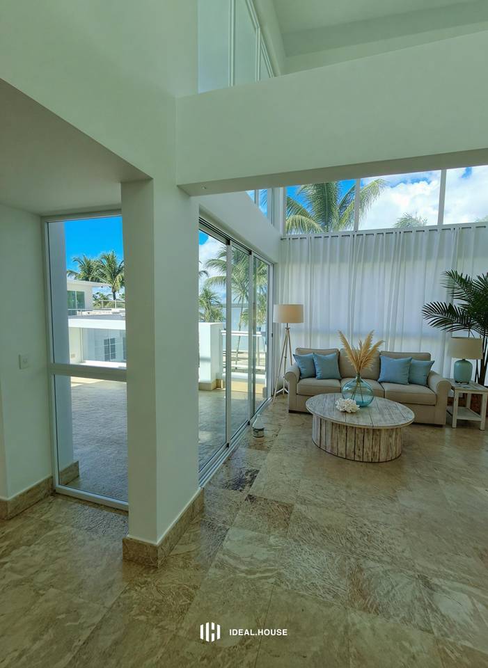 PLAYA NUEVA ROMANA Apartment Penthouse type in a Luxury Community for Foreign Buyers, Retirees, and Investors.