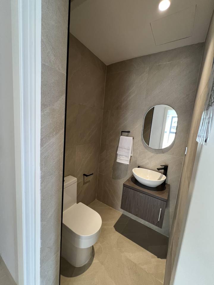 Exclusive 3-Bedroom Apartment in Naco | 178 m² | Studio | 2 Parking Spaces 5