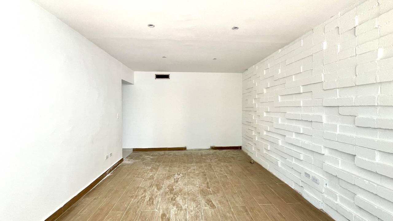 ¡Local Comercial en Alquiler en La Julia!