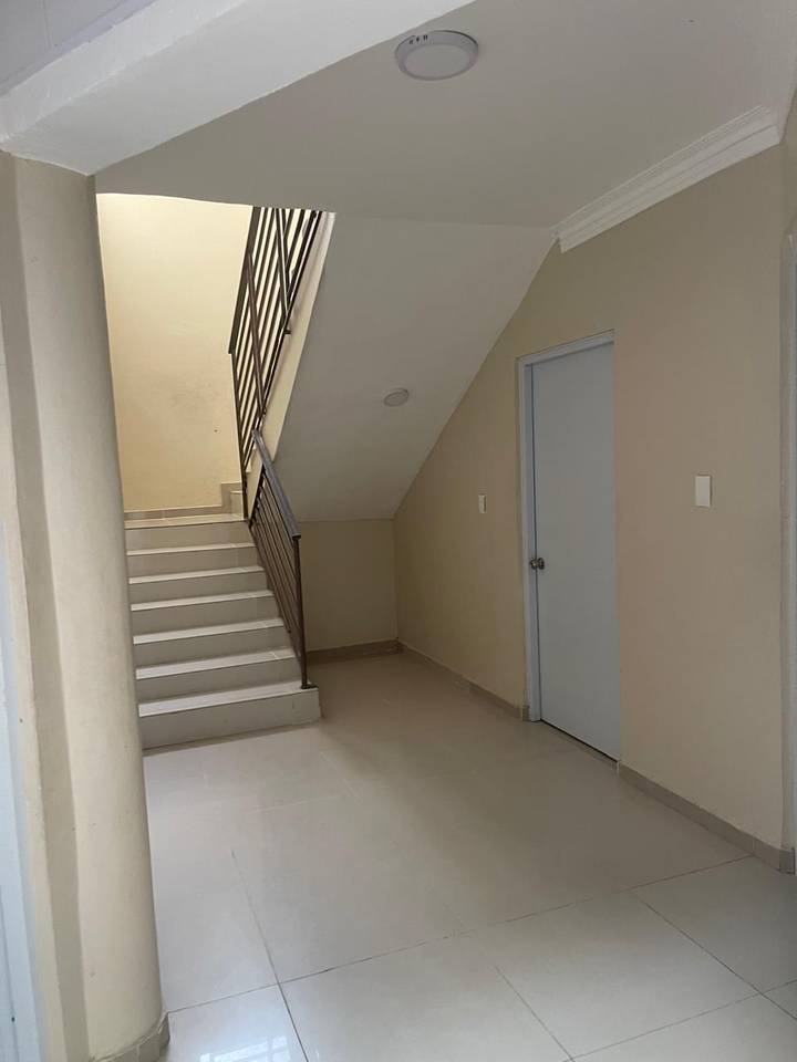 Edificios en venta en Santo Domingo Este, 744 m²