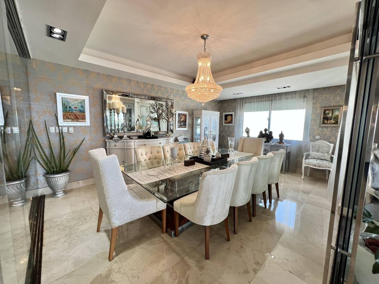 Apartamento de Lujo en Santo Domingo | 315 m², 3 Habitaciones y Amenidades