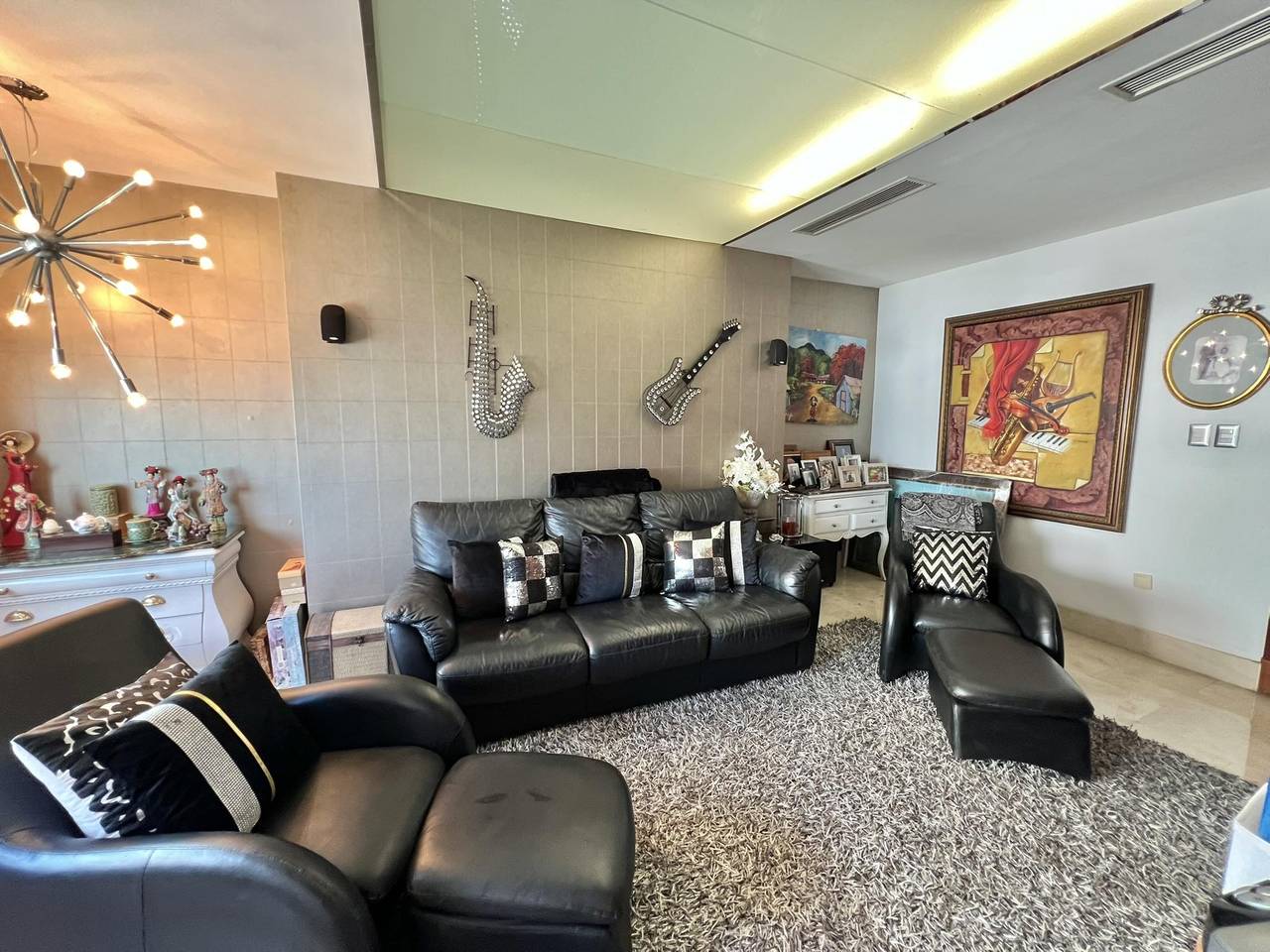 Apartamento de Lujo en Santo Domingo | 315 m², 3 Habitaciones y Amenidades