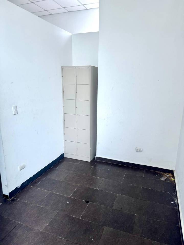 VENDO LOCAL COMERCIAL IDEAL PARA USO CORPORATIVO