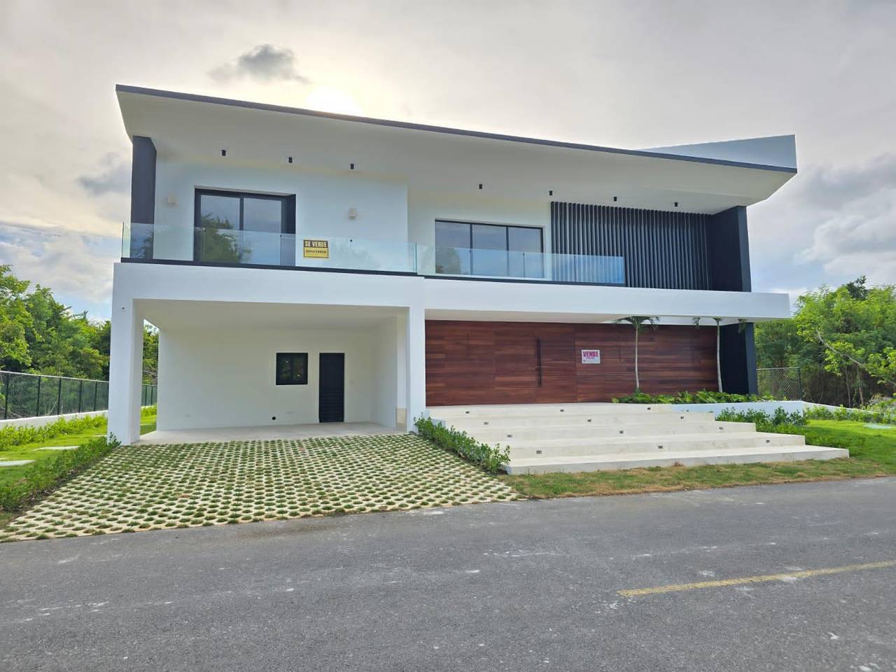 Venta Villa de Lujo de 4 habitaciones en Punta Cana Village