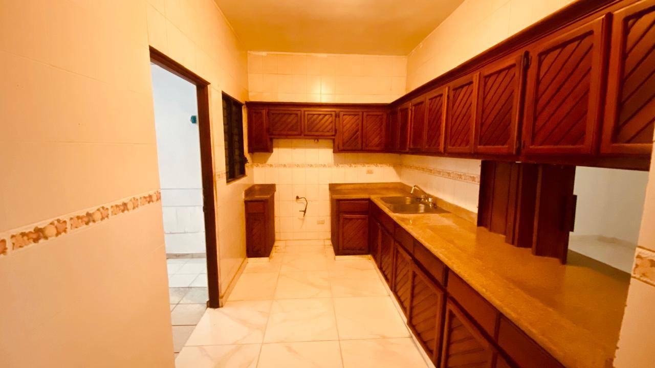 Apartamento clásico en Piantini, con excelente ubicación
