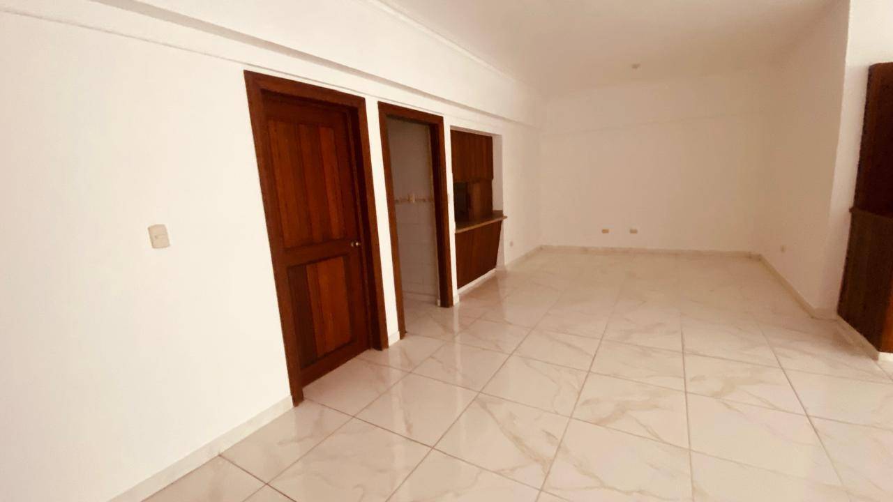 Apartamento clásico en Piantini, con excelente ubicación