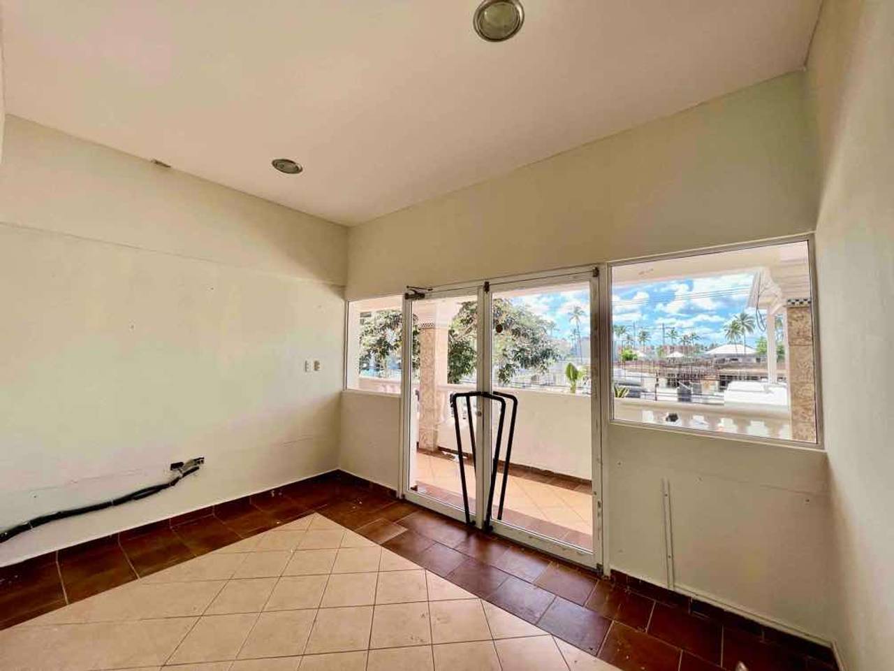 Locales Comerciales en alquiler en Bávaro, 32 m²