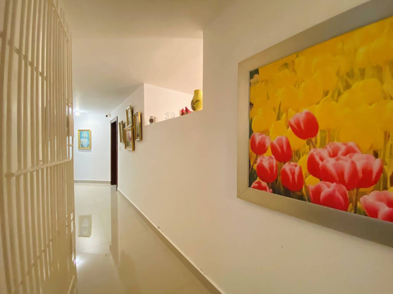 Casa en Venta en Arroyo Hondo con Piscina y Enorme Jardín