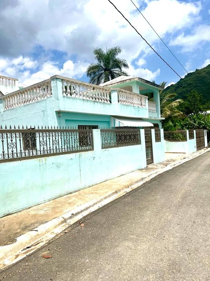 Casa de Montaña en San José de Ocoa, Caminando al Río Nizao