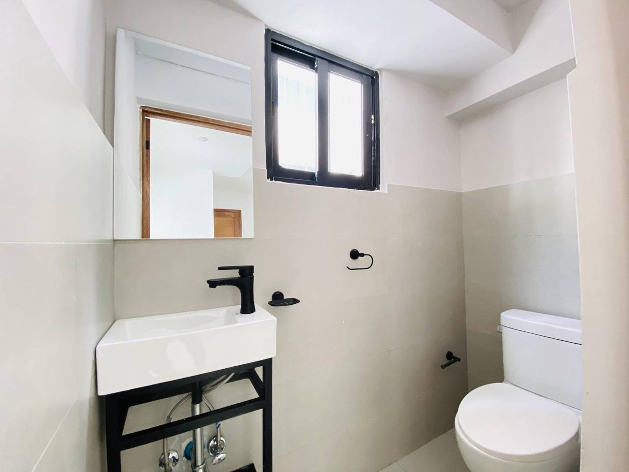 Apartamento en Venta en Serrallés Nuevo a Pasos del Parque y prox a Agora Mall