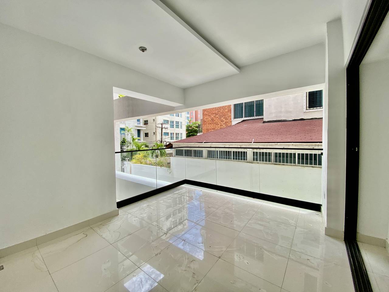 Apartamento en Venta en Serrallés Nuevo a Pasos del Parque y prox a Agora Mall