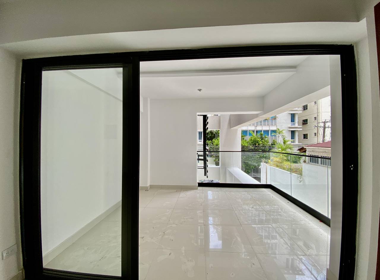 Apartamento en Venta en Serrallés Nuevo a Pasos del Parque y prox a Agora Mall