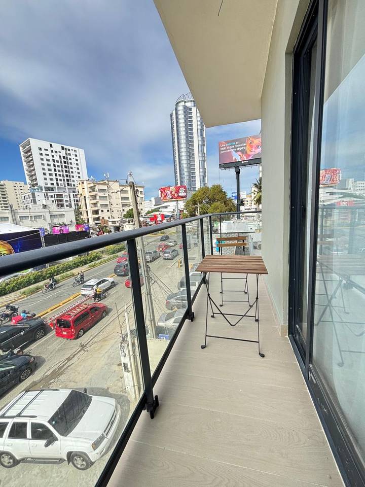 Departamento moderno en alquiler – 1 habitación con áreas sociales completas en Ensanche Naco