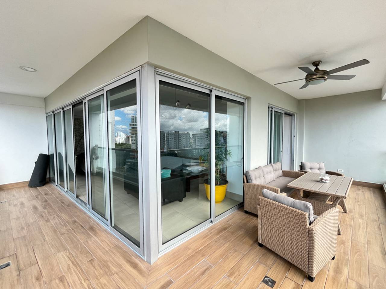 alquiler de apartamento en esperilla con linea blanca