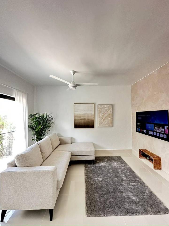 Townhouse en alquiler en Punta Cana, 110 m²