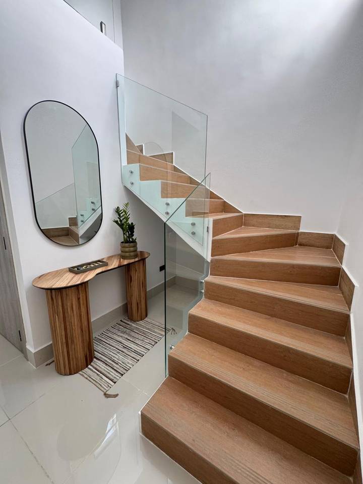 Townhouse en alquiler en Punta Cana, 110 m²