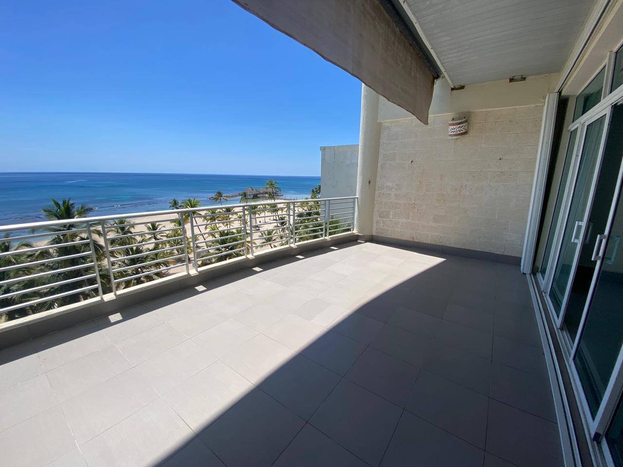Penthouse en primera linea de playa en Juan Dolio