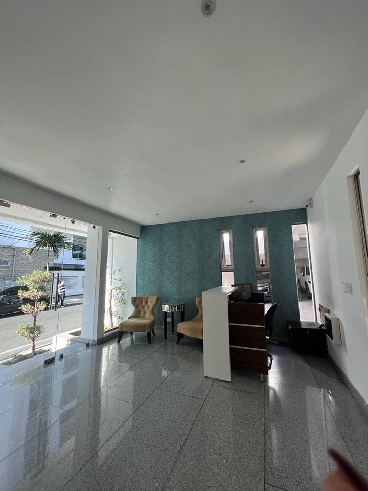 Alquiler Apartamento Amueblado en 2do Piso con Gimnasio en Mirador Norte