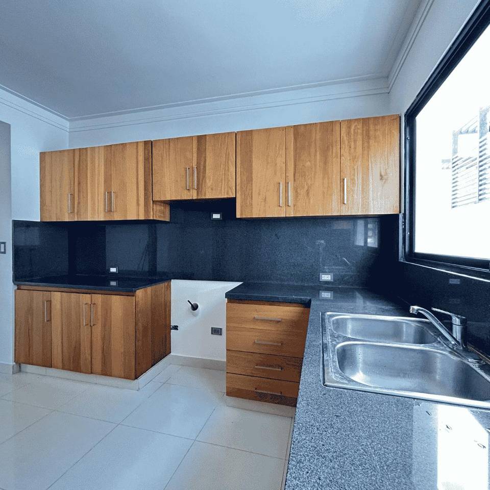 Apartamento Penthouse con Terraza en Residencial El Gloria, La Vega