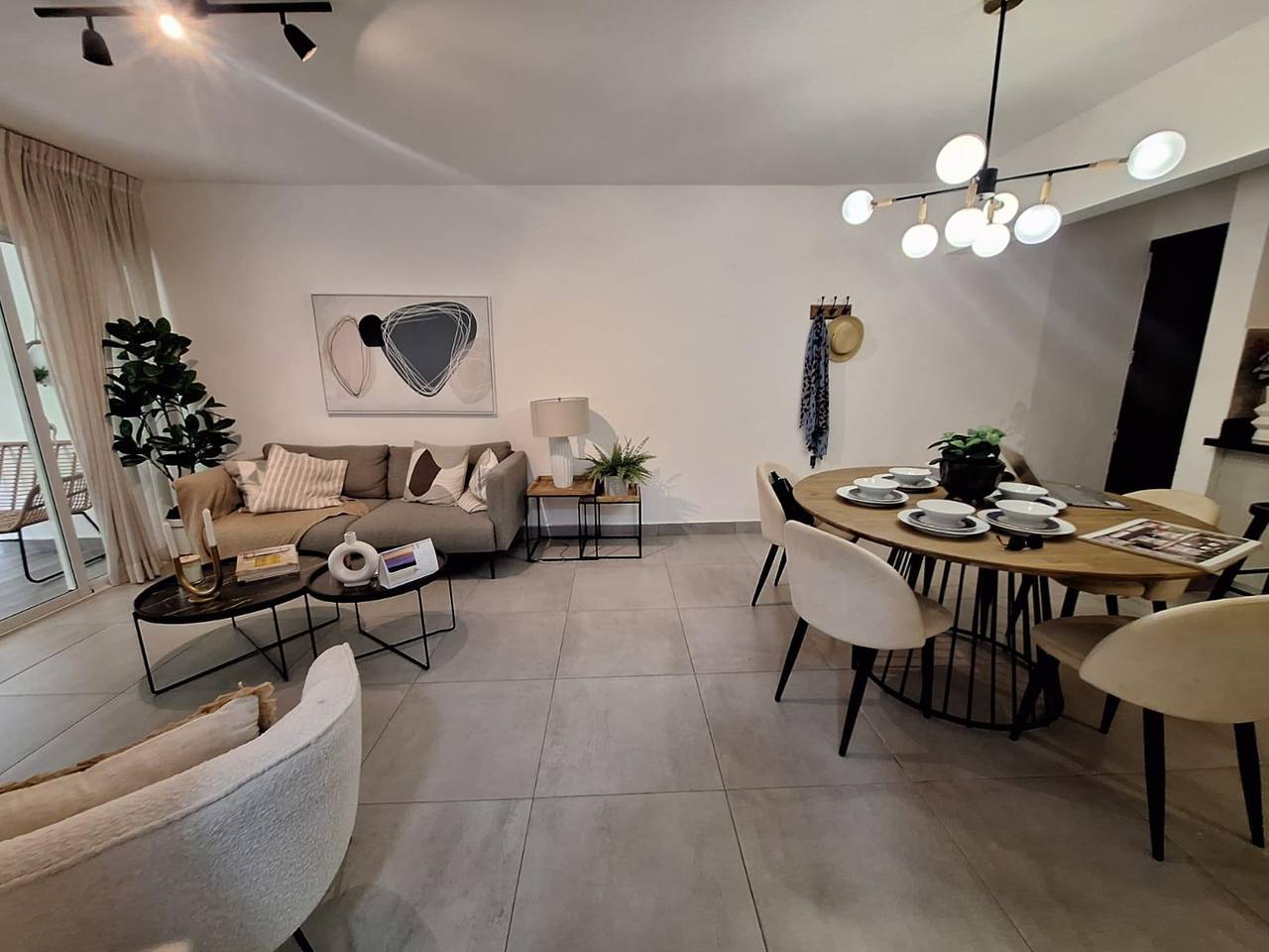 Apartamento con patio privado en venta en Andares del Mirador, Santo Domingo | 2 habitaciones + jardín privado y amenidades exclusivas