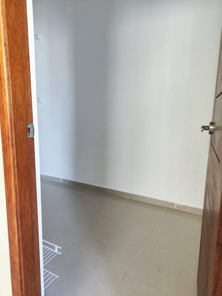 Piantini, apartamento en venta en el exclusiva y moderna torre.