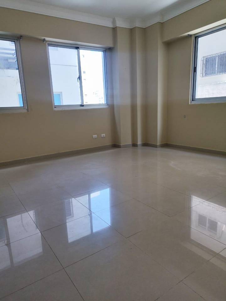 Piantini, apartamento en venta en el exclusiva y moderna torre.