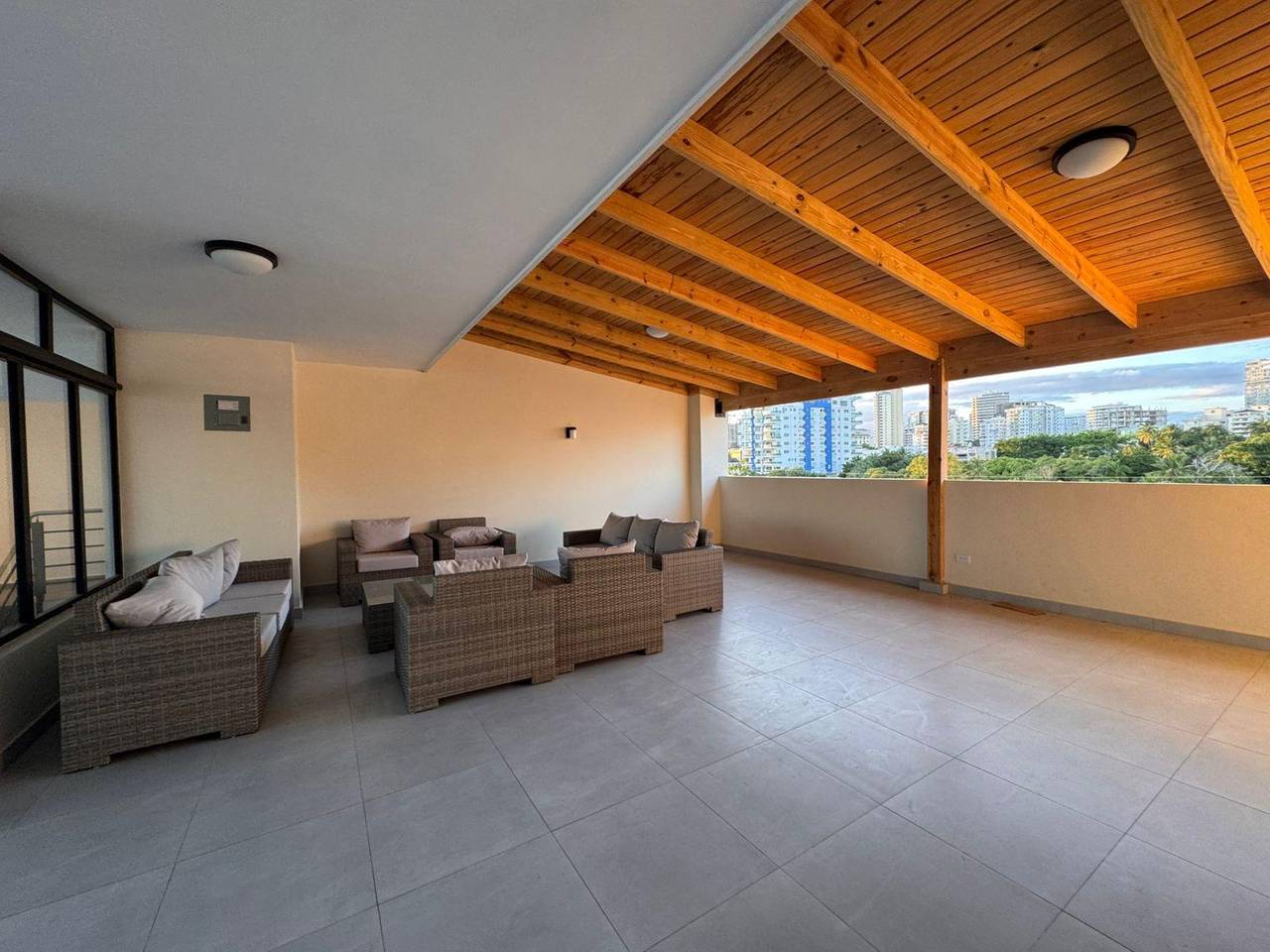 Nueva Torre Zona Universitaria