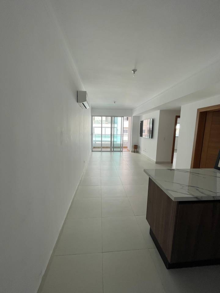 Apartment for Rent in Naco Santo Domingo | 2 Bedrooms with Pool and Gym 3