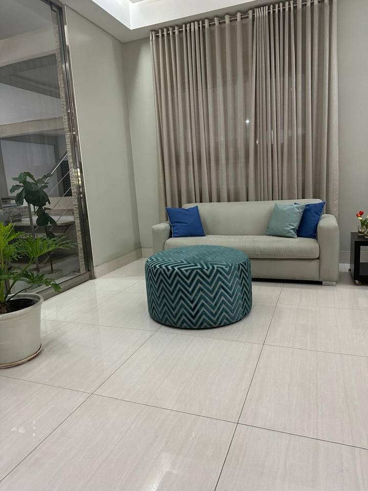 Bella Vista, apartamento en alquiler amueblado en torre bella y moderna.