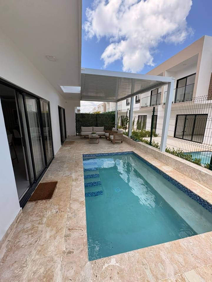 Townhouse à louer à Bávaro, 110 m²