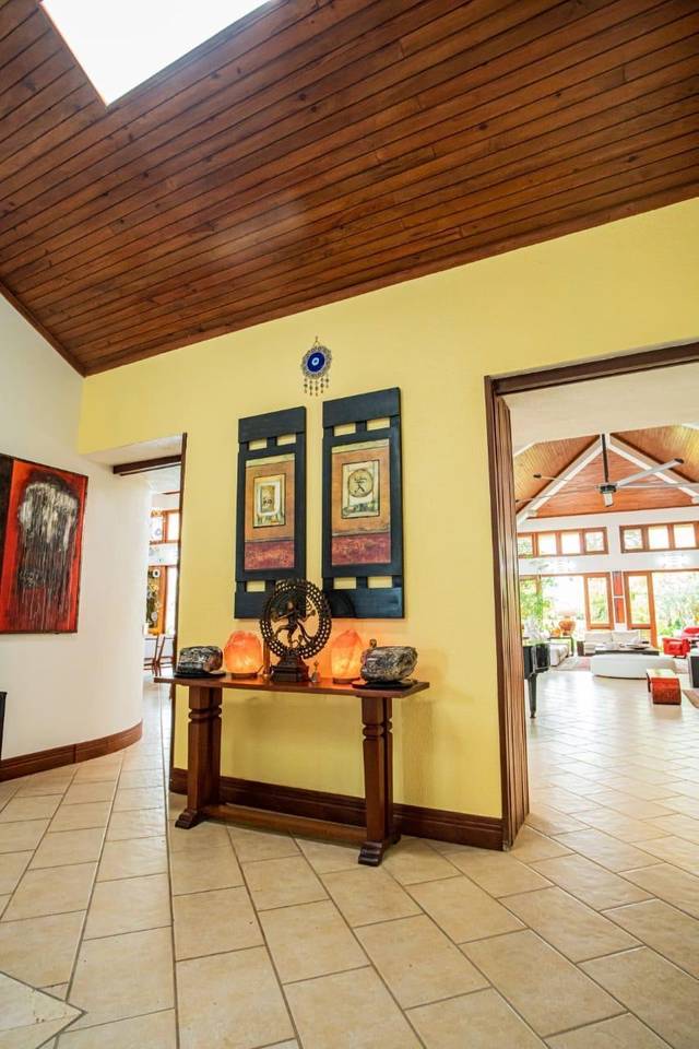 Casa de lujo en Casa de Campo – 15 habitaciones, piscina, jacuzzi y amplias áreas sociales