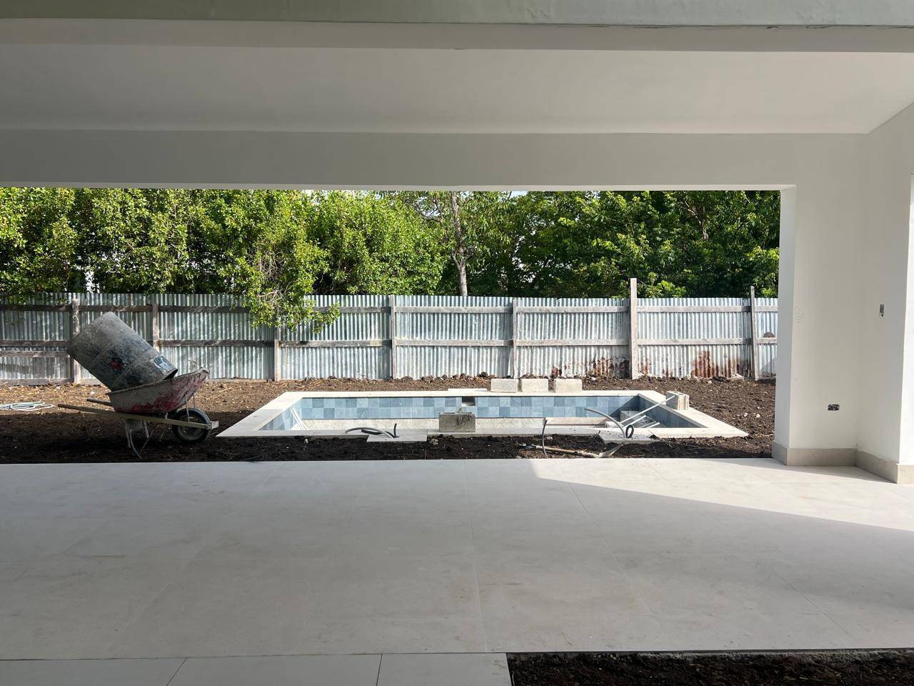 Villa de lujo con diseño contemporáneo y alta privacidad en Punta Cana Village