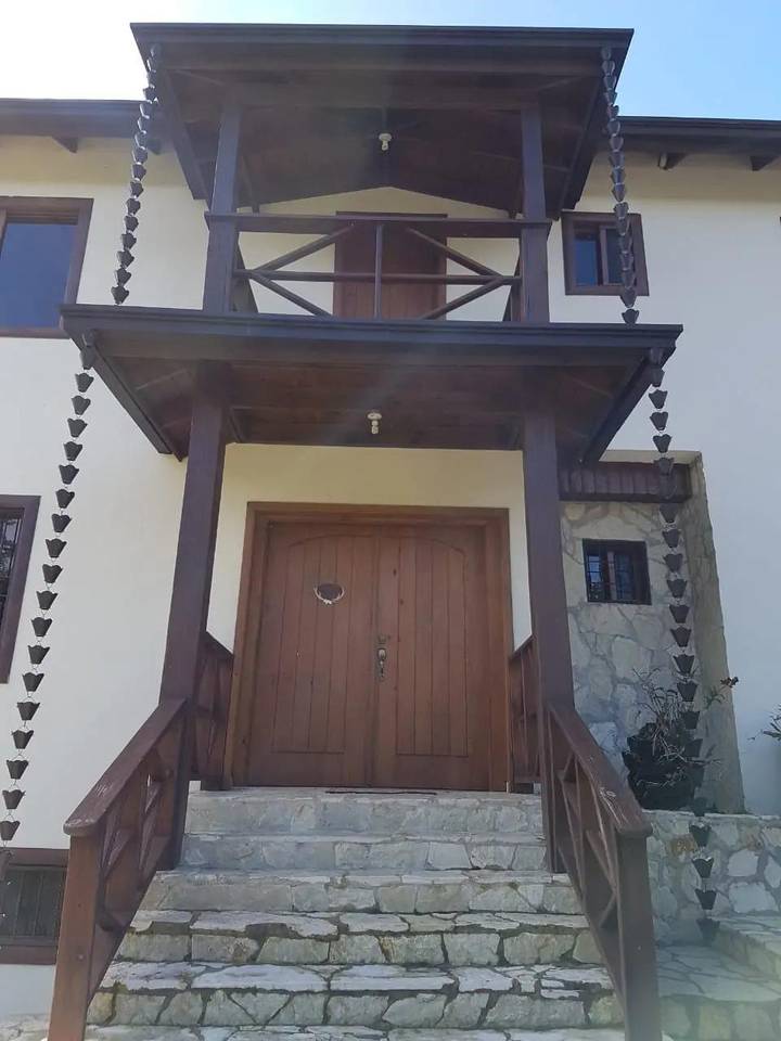 Villa de Lujo en Jarabacoa con Piscina Climatizada y 6,229 m² de Terreno 🌿🏡