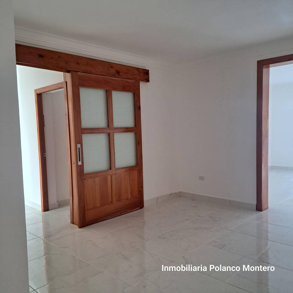 Residencial de Apartamento en Alma Rosa 1ra