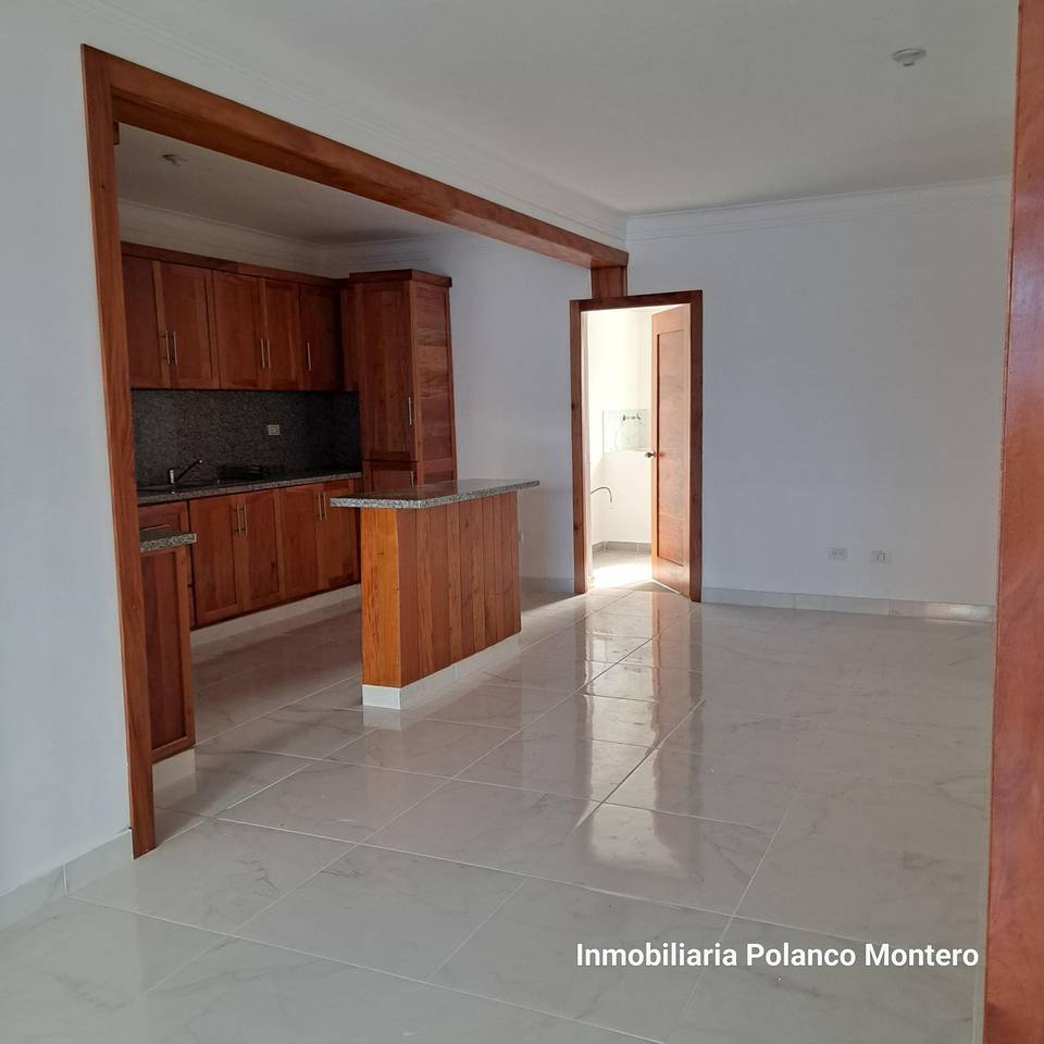 Residencial de Apartamento en Alma Rosa 1ra