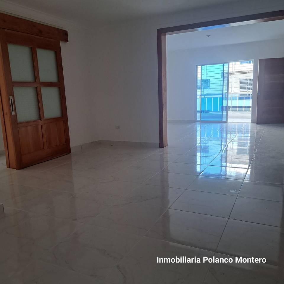 Residencial de Apartamento en Alma Rosa 1ra