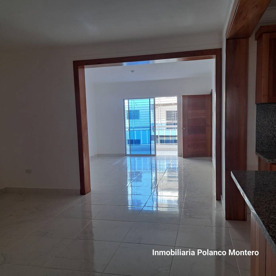 Residencial de Apartamento en Alma Rosa 1ra