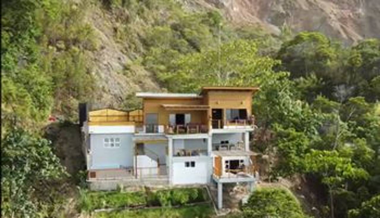 Villa de renta en Jarabacoa, con amplia capacidad de personas, en Jarabacoa.