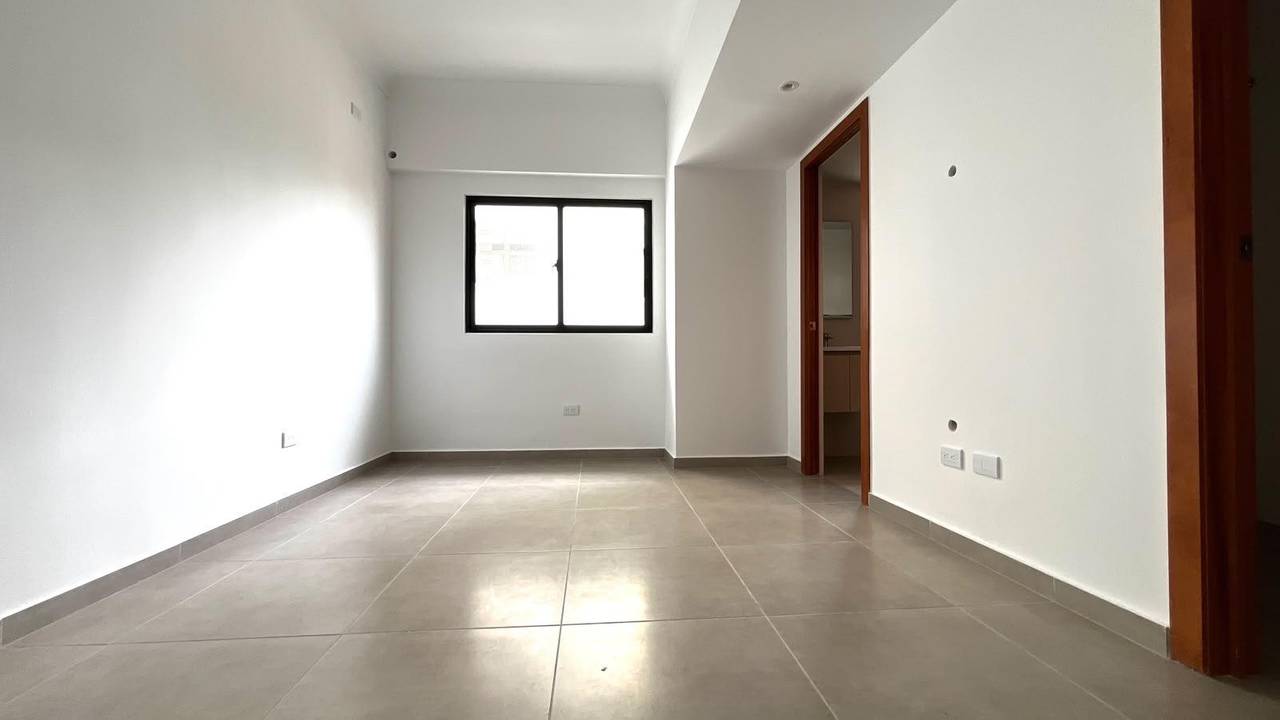 Apartamentos en alquiler en Santo Domingo D.N., 122 m²
