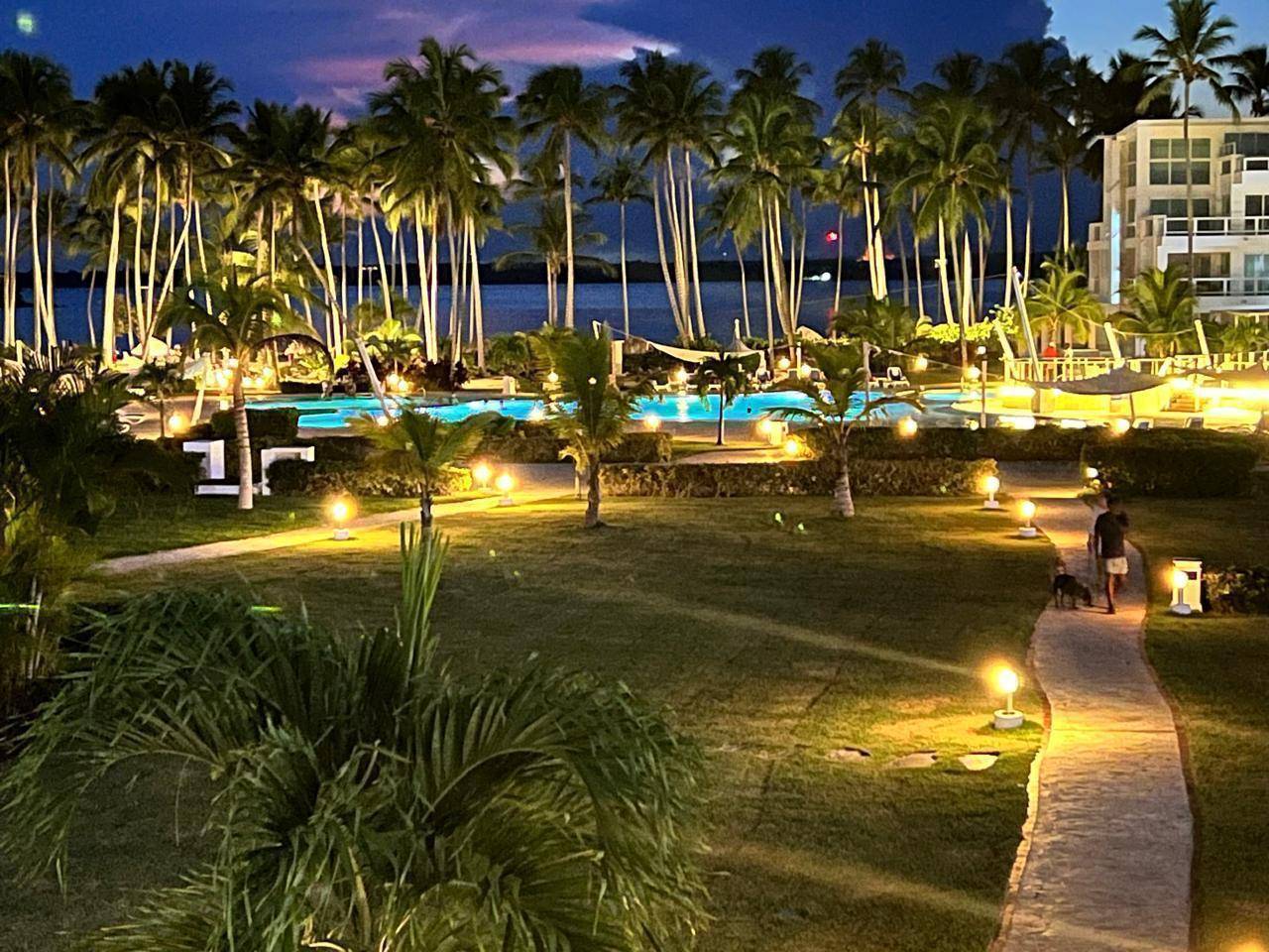Apartamento de Lujo Frente al Mar en Venta | Playa Nueva Romana