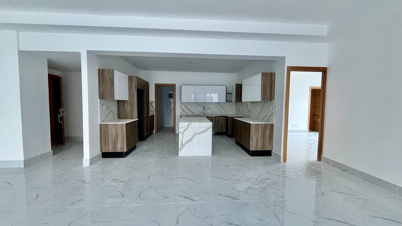 Apartamentos en Venta en Bella Vista, Santo Domingo. 3 Habs