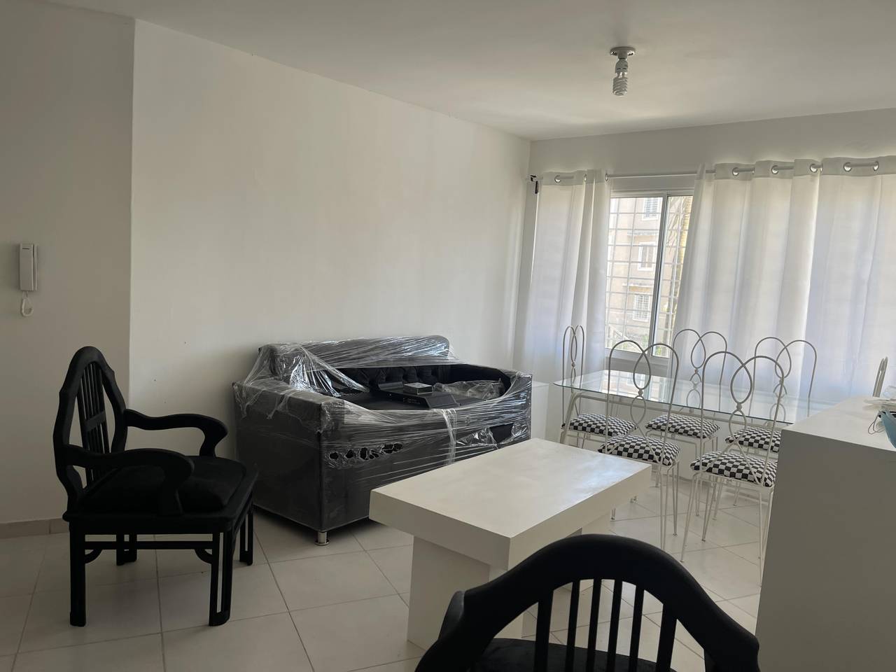 Apartamento en Venta en Colinas del Arroyo – Ubicación, Comodidad y Plusvalía