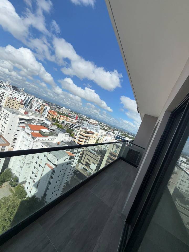 Exclusivo apartamento en Naco con linea Blanca