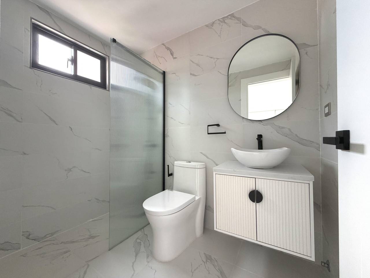 Moderno Apartamento de 2 Habitaciones en Evaristo Morales