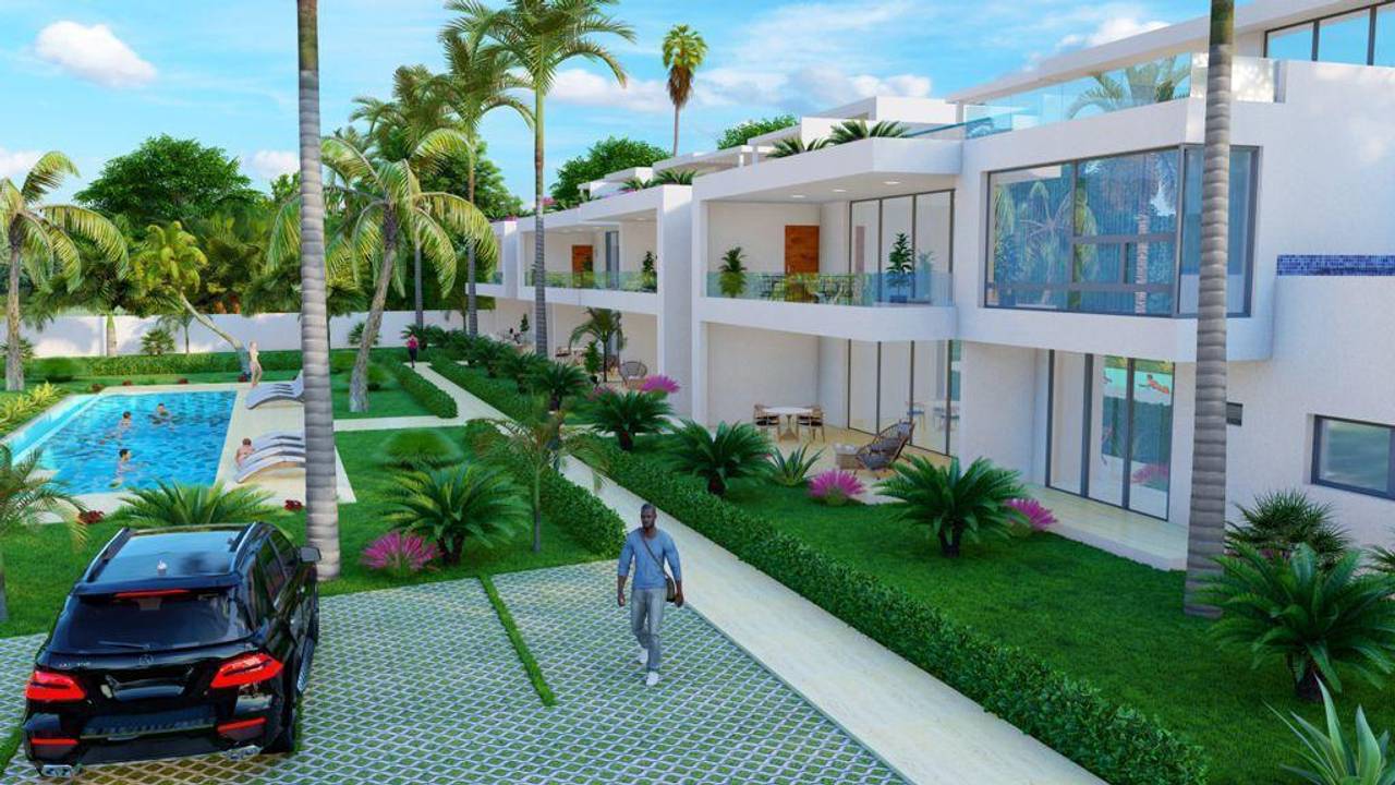 Condo walking distance to Playa Bonita