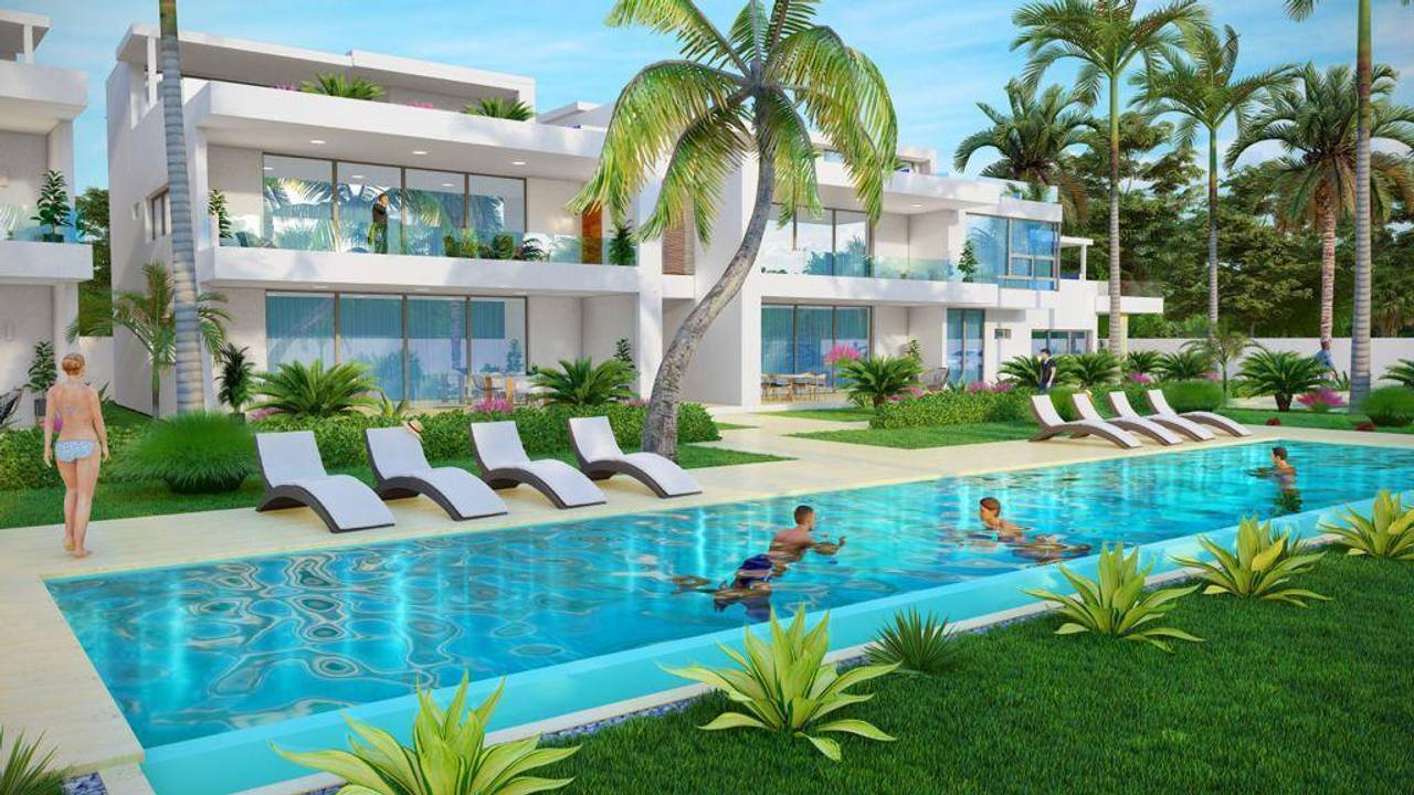 Condo walking distance to Playa Bonita