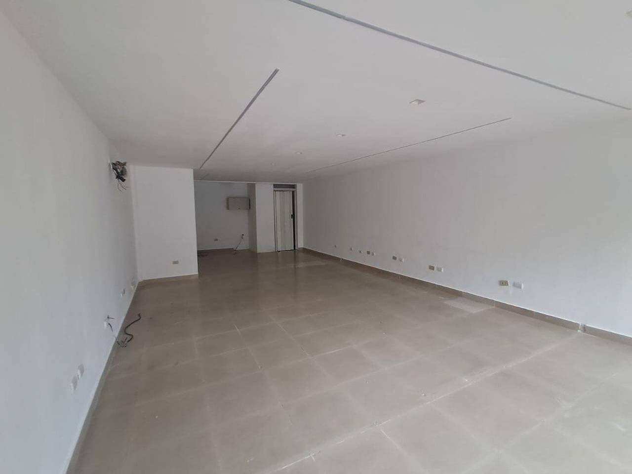 Alquilo Local Comercial en Julieta