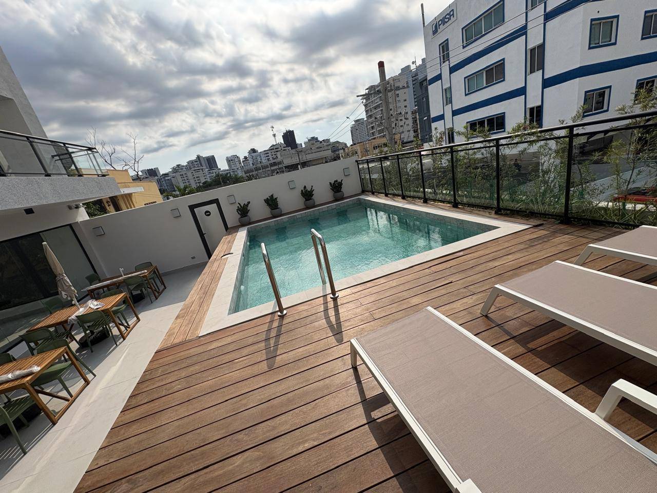 Apartamentos en alquiler en Santo Domingo D.N., 63 m²